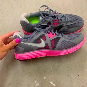 Nike shoes